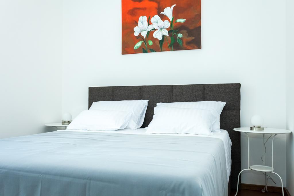 Deluxe Neli Apartament *